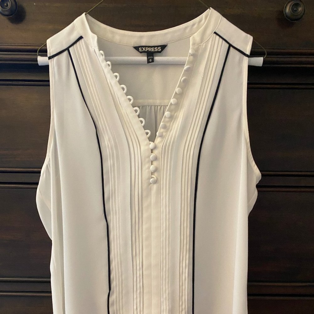 Black and White Sleeveless Blouse